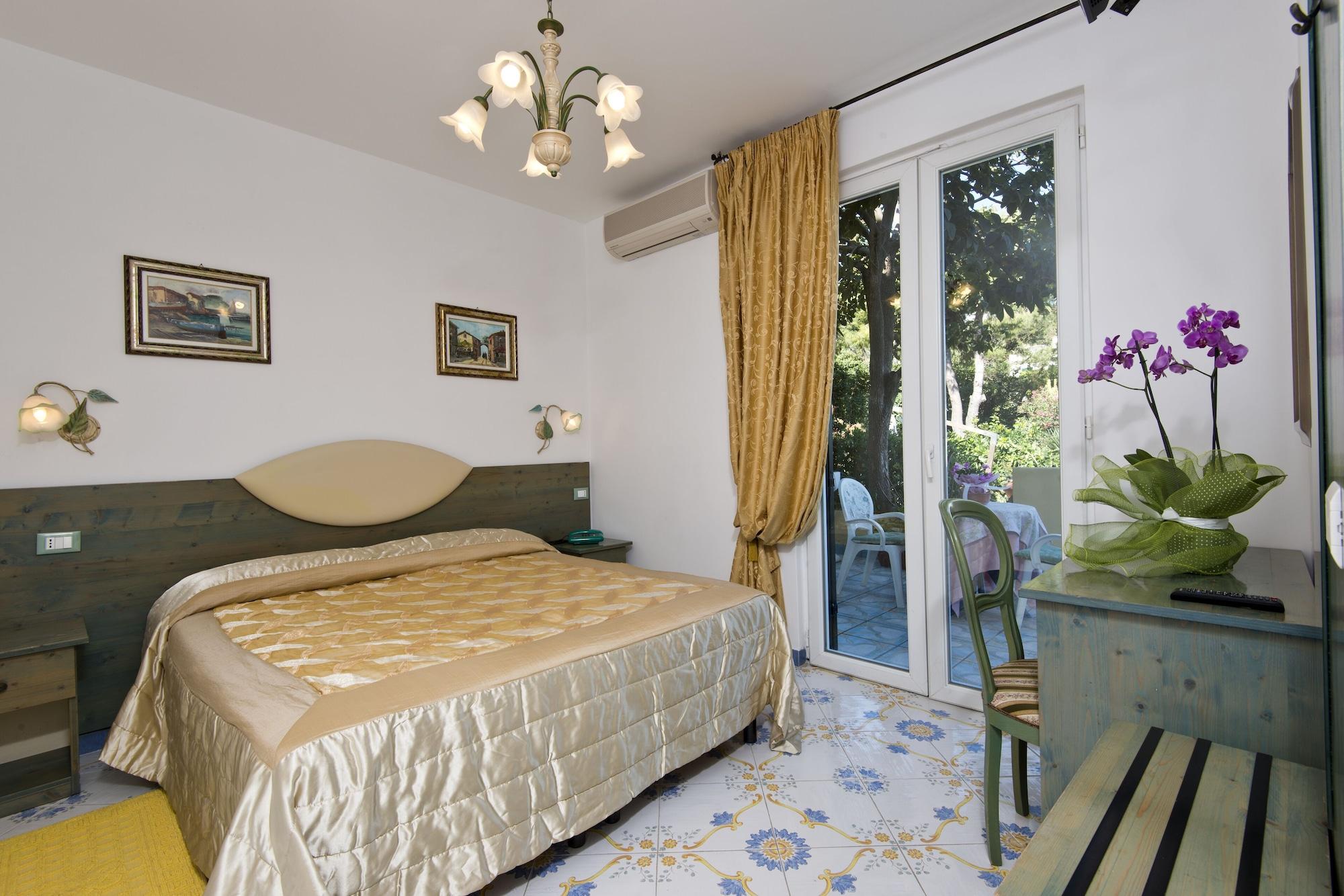 Hotel Giardino Delle Ninfe E La Fenice Ischia Eksteriør billede
