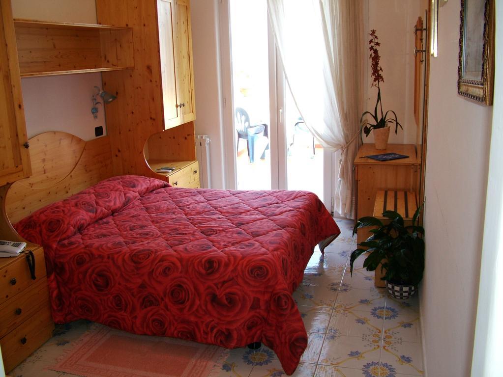 Hotel Giardino Delle Ninfe E La Fenice Ischia Eksteriør billede